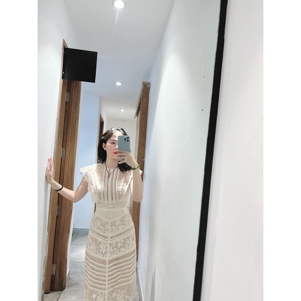 Váy ren size S new tag