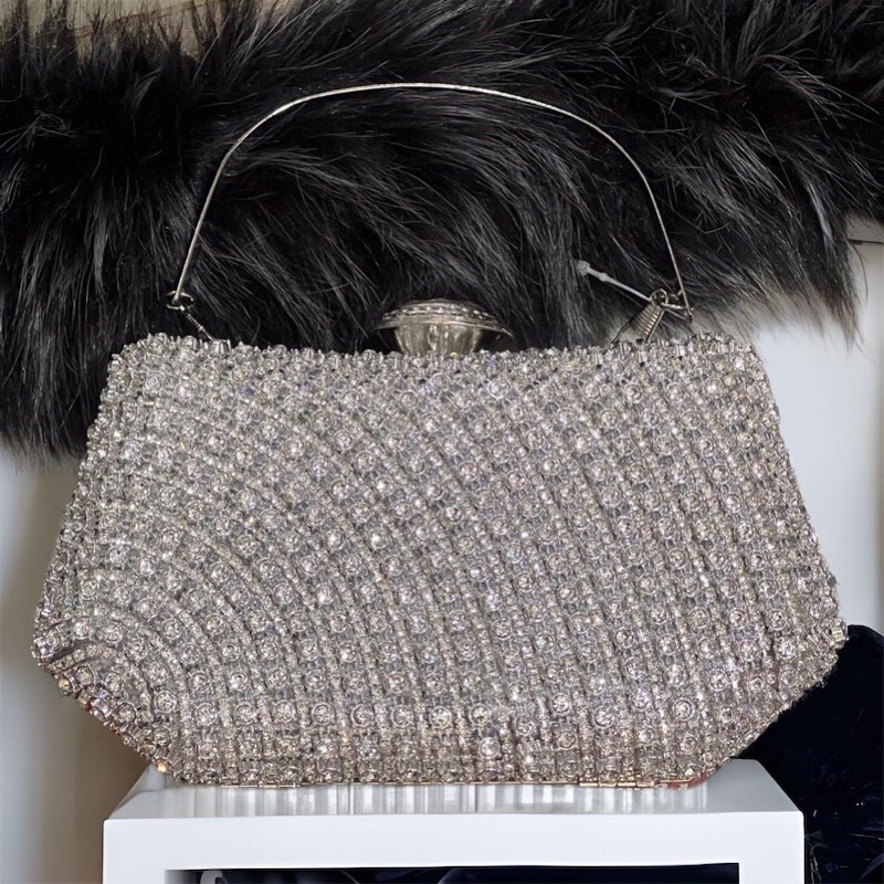 Túi Đầm Đeo Vai Hàng Cao Cấp Túi Đựng Vừa Điện THoại Lớn Thích Hợp Mang Đi Tiệc Đi Chơi Làm Quà Tặng Cao Cấp