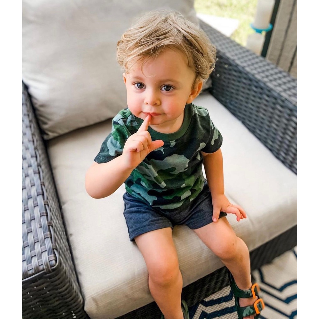 Áo thun bé trai Cat & Jack Camo size (13- 19kg)