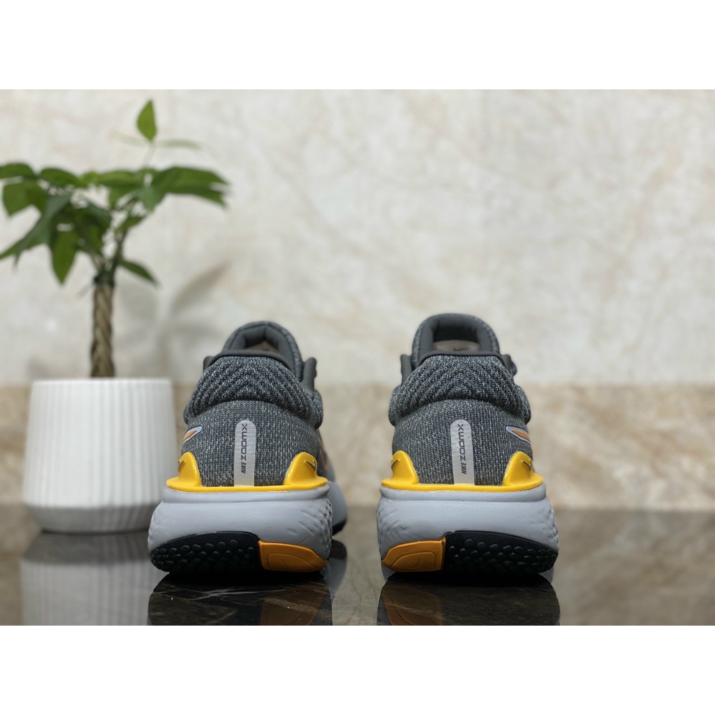 Giầy thể thao Nike Zoom Invincible Run FK2 êm nhẹ, thoáng khí