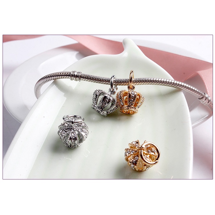 Charm vương miện hình tự chụp
