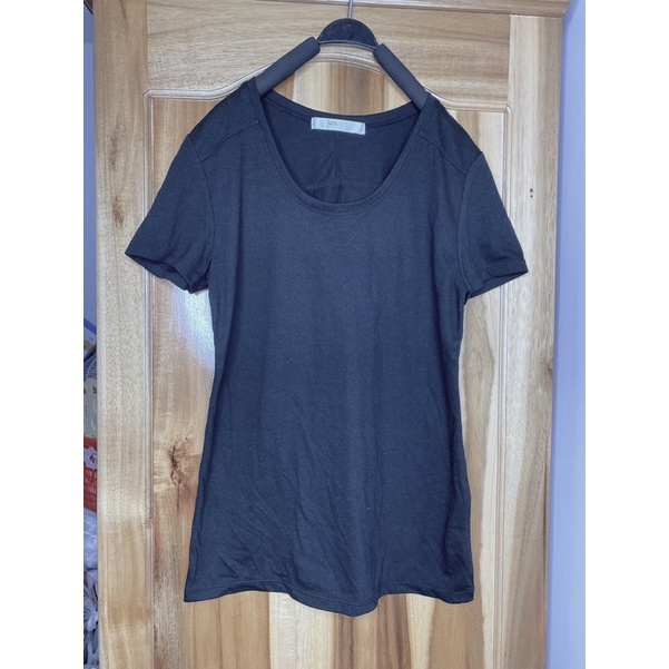Áo thun màu đen Azul xuất Nhật (size xs)