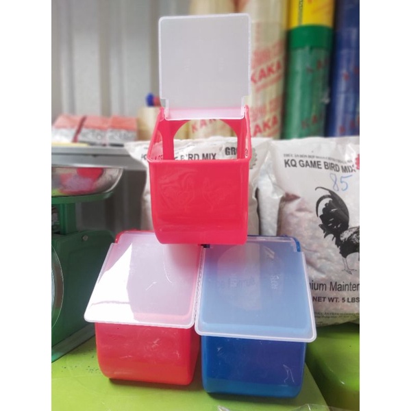 Máng ăn chống mưa, chống rơi vãi cho gà