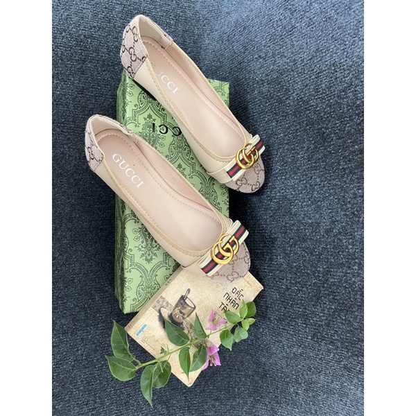 Giày búp bê đế bệt