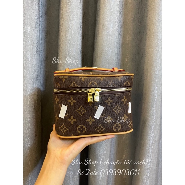 Cốp Lv vuông quai xách