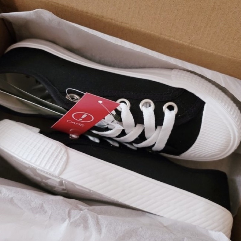 Giày thể thao WHO.AU BASIC