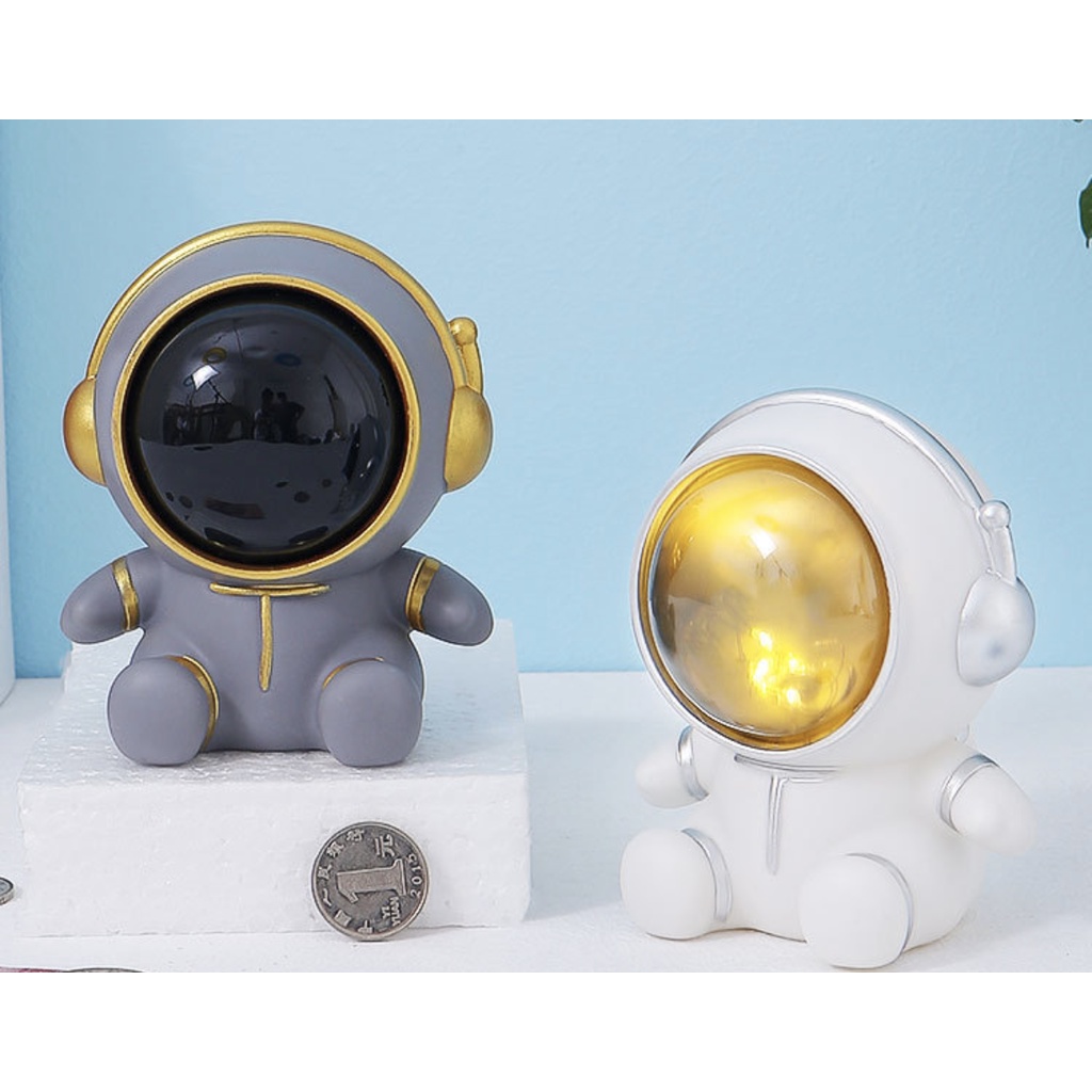 Mô Hình Phi Hành Gia Có Đèn Led Trang Trí Phòng Ngủ Size 18x15 cm | DC09 | Đèn Ngủ Phi Hành Gia Chất Liệu Cao Cấp Decor