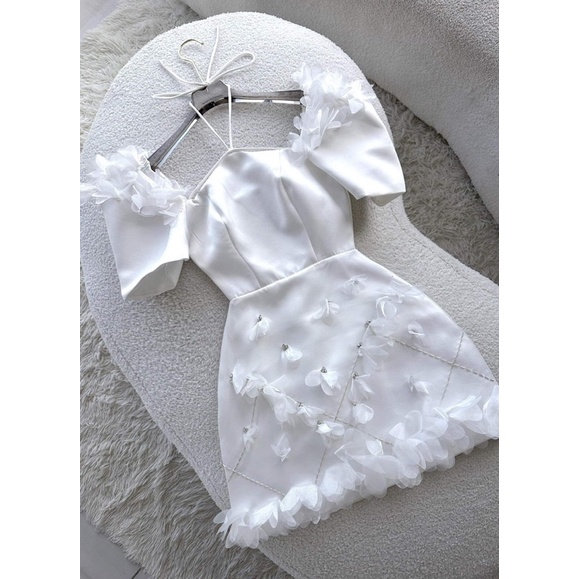 Đầm tay ngắn cột dây đính hoa Wabisabi N2002