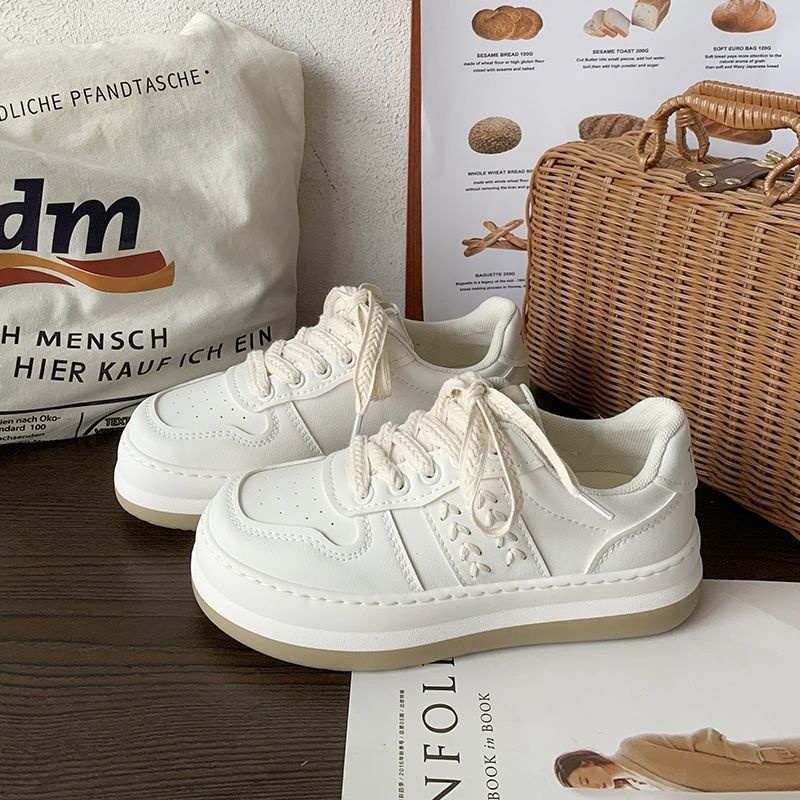 Giày đế bằng nguyên bản sành điệu instagram dễ phối phong cách Hàn Quốc