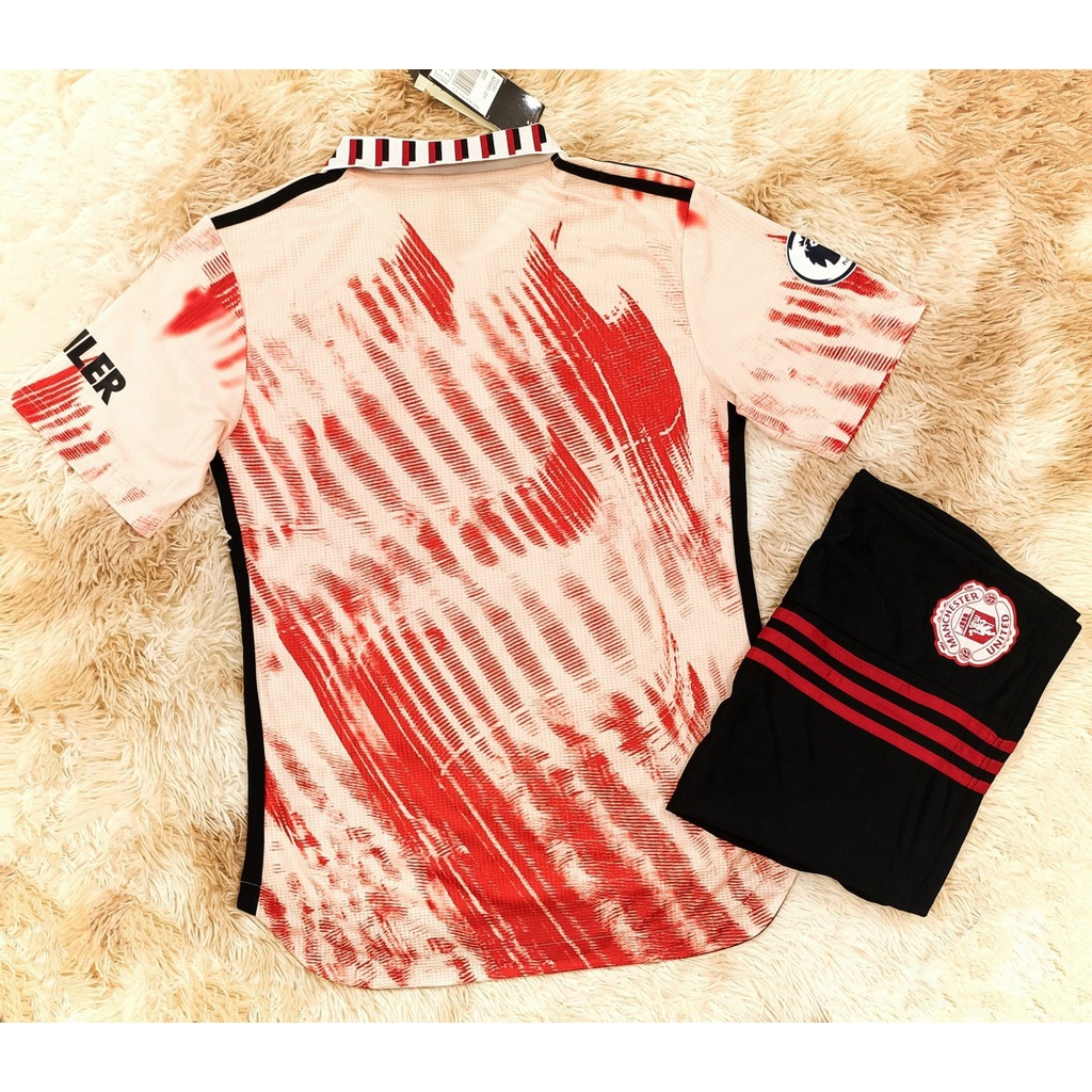 Bộ quần áo polo đá banh clb bóng đá mu thịt vàng vệt đỏ đen có cổ logo thêu vải gai thái - my thể thao