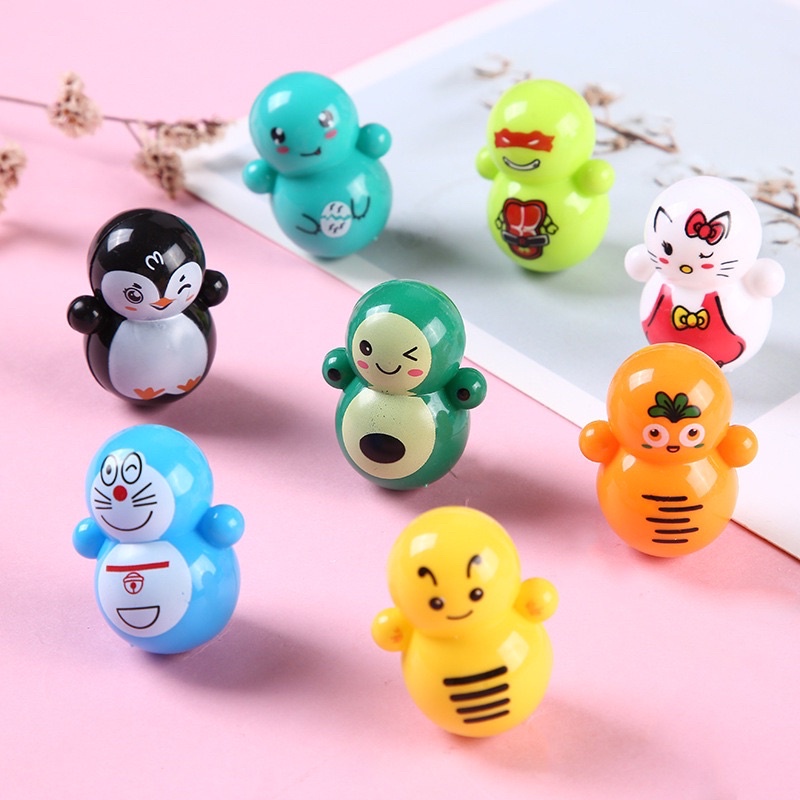 Lật Dật Cho Bé Siêu Dễ Thương, Lật Đật Mini Doraemon Cute Phô Mai Que Chọn Hình Ngẫu Nhiên