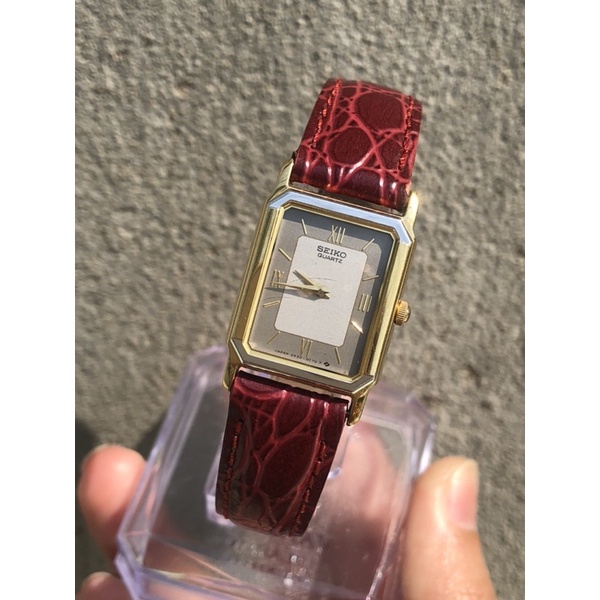 Đồng hồ nữ SEIKO DÁNG TANK NHẬT HÀNG 2hand