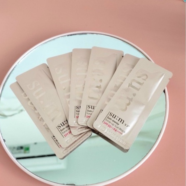 Combo 10 gói kem chống nắng nâng tone Su:m 37 Sun Away Tone Up Sun Block date 2025