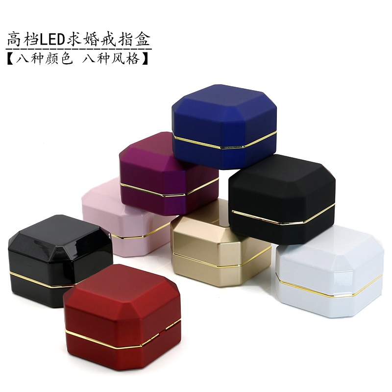 Hộp Đựng Trang Sức Vòng Tay Có Đèn led Tiện Dụng