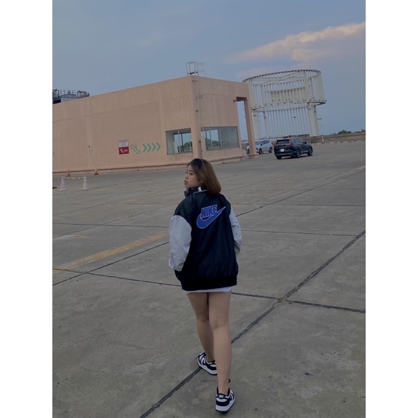 Áo Khoác Jacket Nike Swoosh Vintage Logo Thêu To Nam Nữ Vải Dù 2 Lớp Cao Cấp LBsar