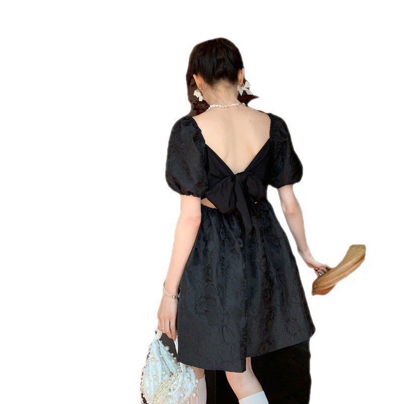 Váy cổ vuông tay bồng- Váy gấm công chúa thắt nơ lưng mang phong cách cổ điển , tinh tế, dịu dàng