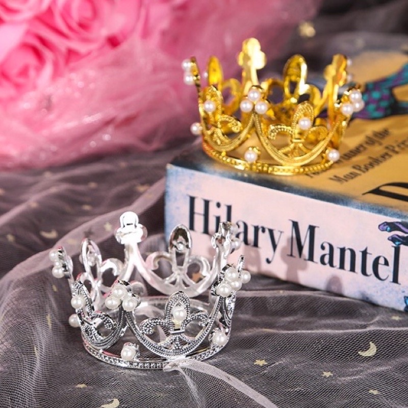 Vương miện trang trí bó hoa