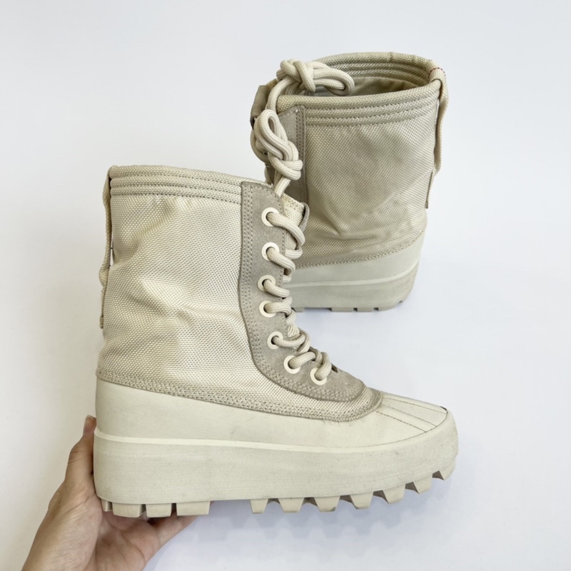 Giày Boots Adidas x ye size 36.5 chính hãng