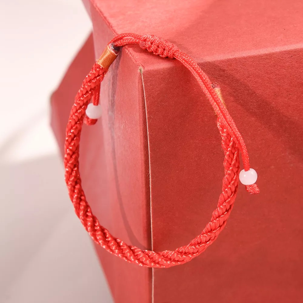 Vòng tay chỉ đỏ may mắn, Bền vĩnh viễn