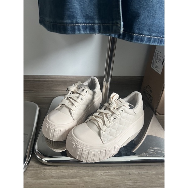 Giày đế cao da trám mềm xinh