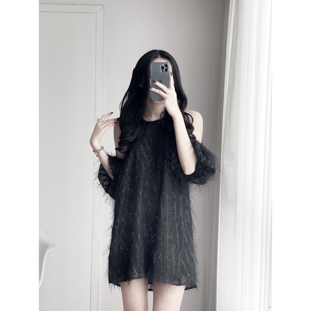 |The Berry Closet| Váy Yếm Tua Rua Lấp Lánh