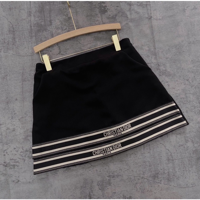 Chân váy + áo lụa bigsize