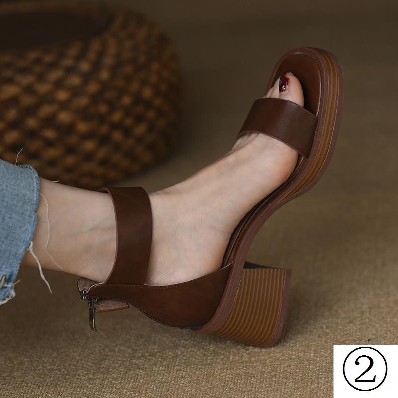 Phong Cách Cổ Điển Thoải Mái! Phong Cách RetroGiày Sandal Cao Gót Hở Ngón Đế Dày Bằng Da Phong Cách Âu Mỹ Thời Trang Mùa Hè Cho Nữ