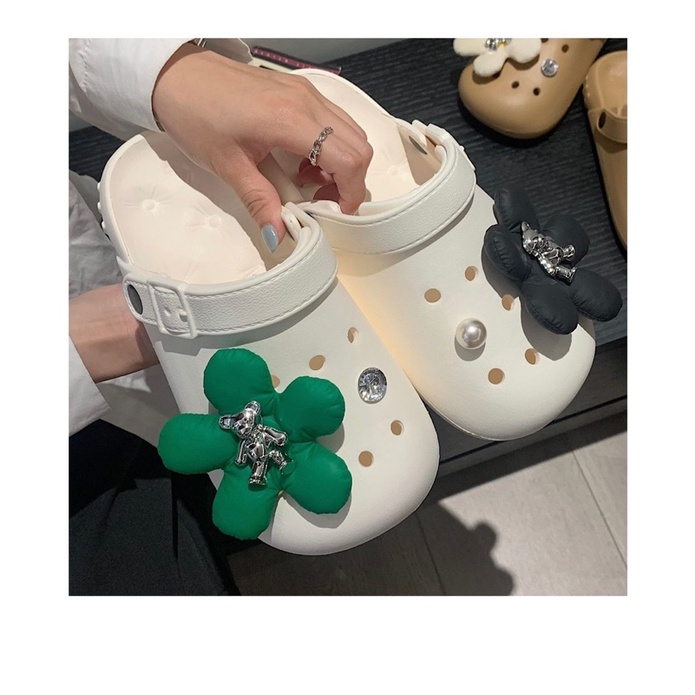 Bộ crocs hoa rời .gắn dép crocs