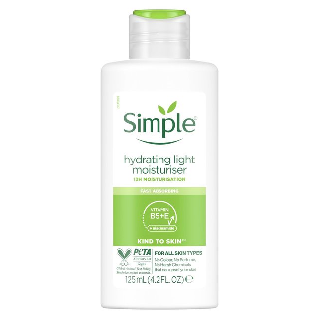 Sữa Dưỡng Da Simple Kind To Skin Hydrating Light/Replenishing Rich Moisturiser 125ml