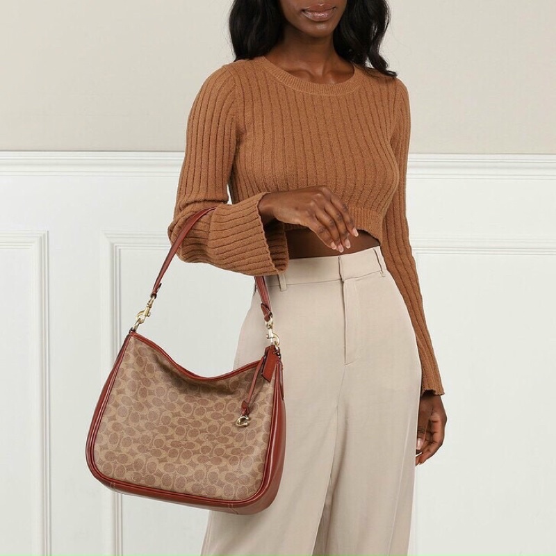 TÚI XÁCH COACH CARY SHOULDER BAG IN SIGNATURE CANVAS