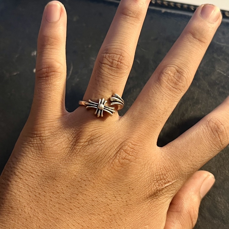 Nhẫn chromehearts