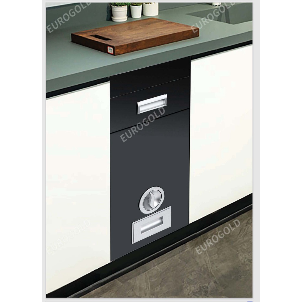 Thùng gạo EUROGOLD, mặt gương, nút vặn mã C300 đen, C300 bạc