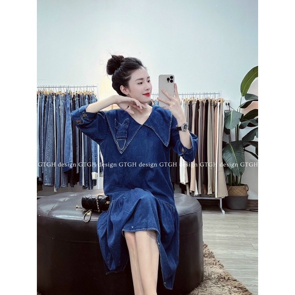 Váy Jean Cổ Nhọn Đuôi Cá Tay Lửng Siêu Xinh Mã QM28