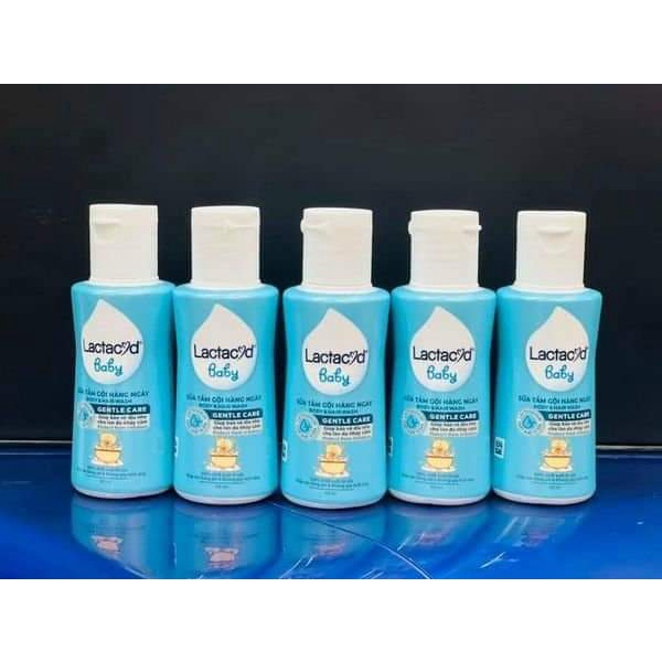 Sữa tắm LACTACYD giảm rôm và hăm cho bé
