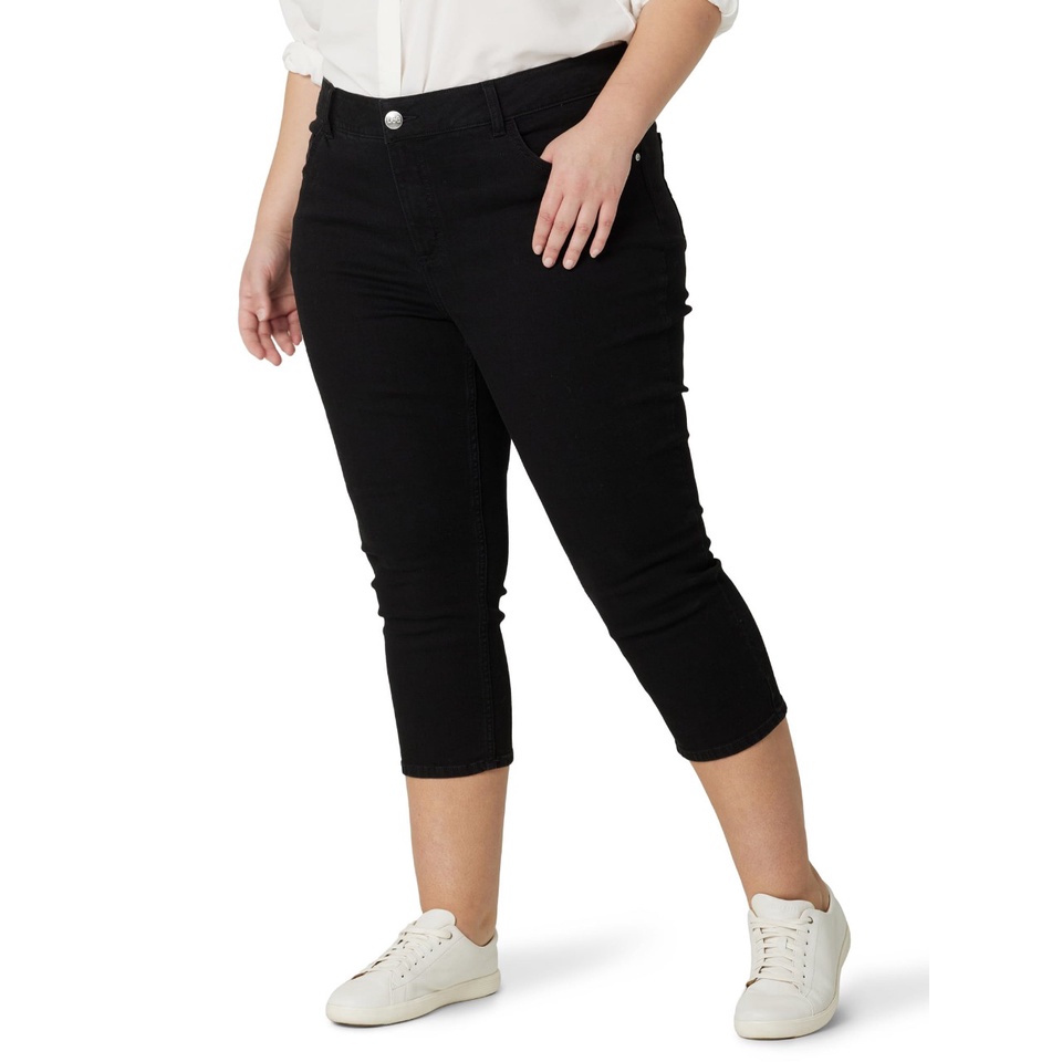 Quần Jean 9 tất lưng cao có size 36-42. Vải cotton dày và co giãn. Đặt biệt không ra màu.