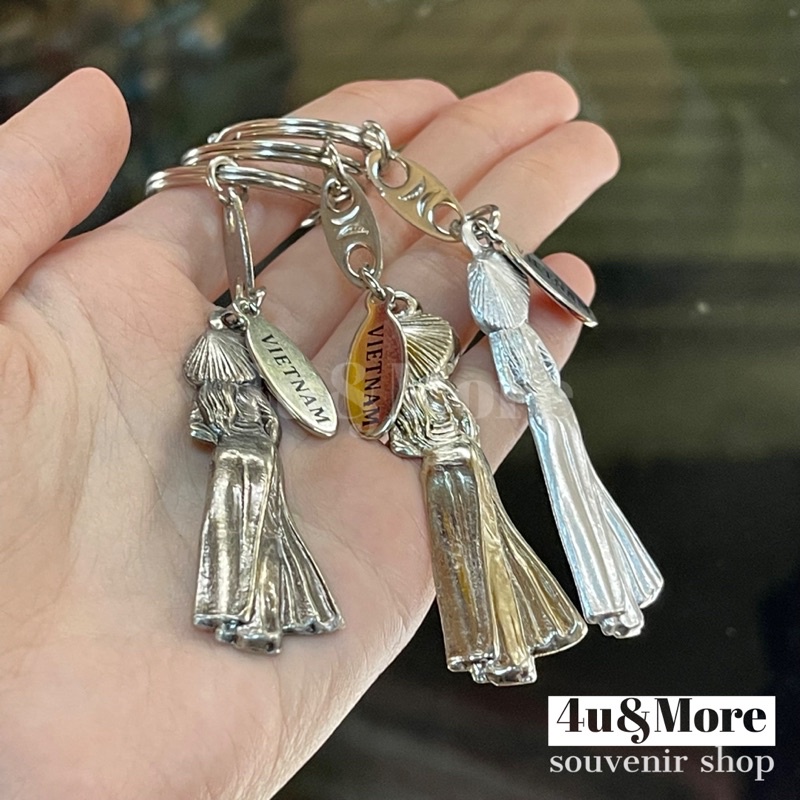 Móc khoá đồng cô gái áo dài nón lá Việt Nam