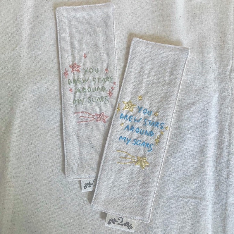 Bookmark vải thêu tay