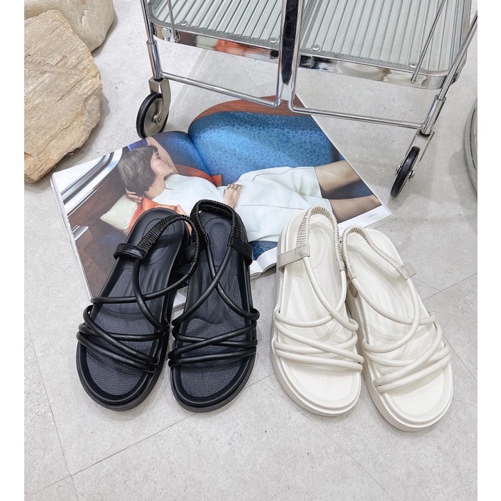 GIÀY SANDAL QUAI DÂY ỐNG ĐẾ ĐÚC CAO SU XINH