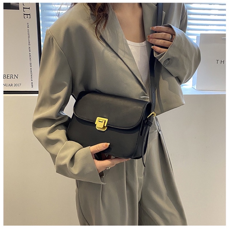 Túi xách nữ khoá gập QC đeo chéo đeo vai chất liệu da PU