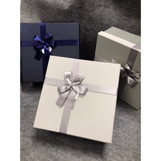 . Hộp đựng quà ,hộp làm hoa các loại, đủ size
