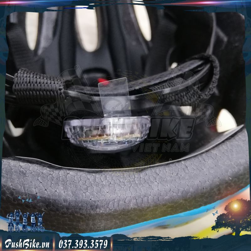 Mũ bảo hiểm Saro