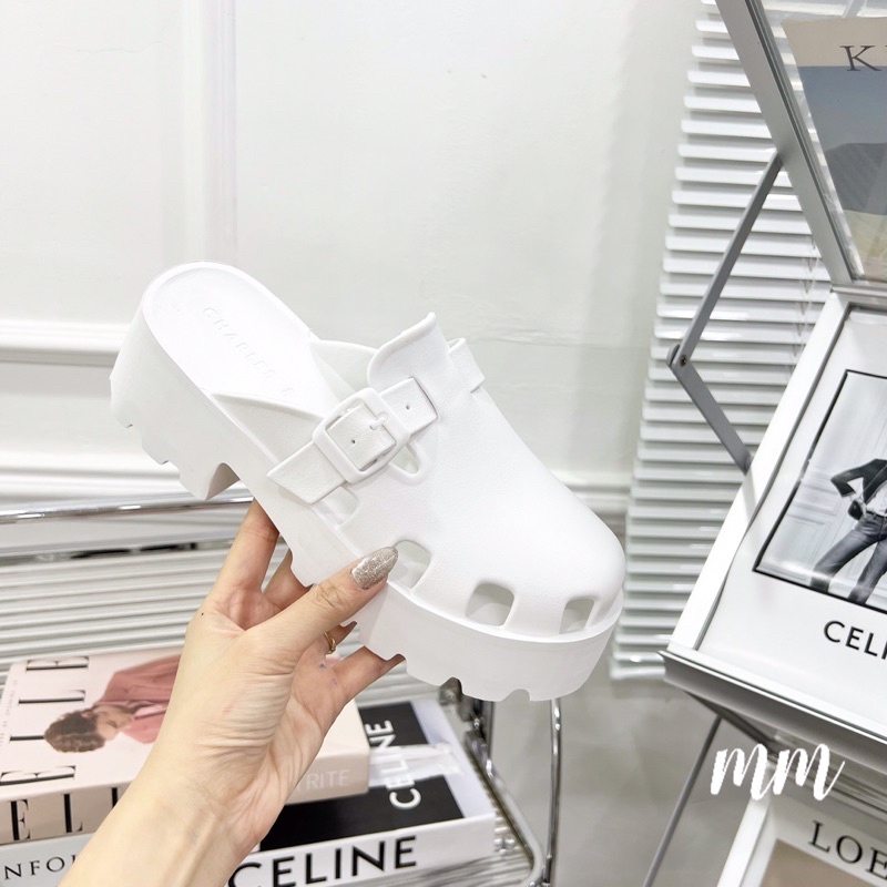 Sục CNK 2 màu Kem-Trắng chất đẹp Size 35-39 Hàng fullbox