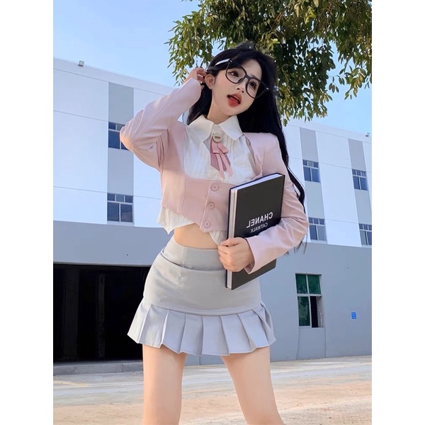 Set bộ tiểu thư màu hồng pastel và chân váy xếp ly lưng cao phong cách preppy ngọt ngào