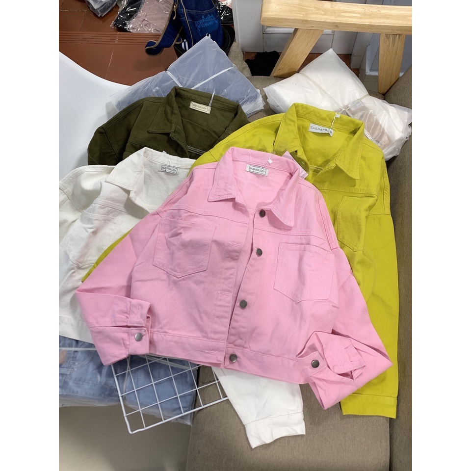 Áo khoác kaky tay dài hai túi trơn phom vừa