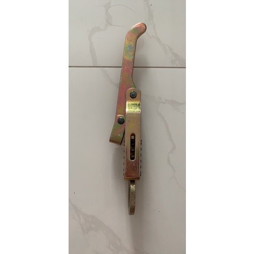 Khóa tôm, khoá bửng thùng xe tải