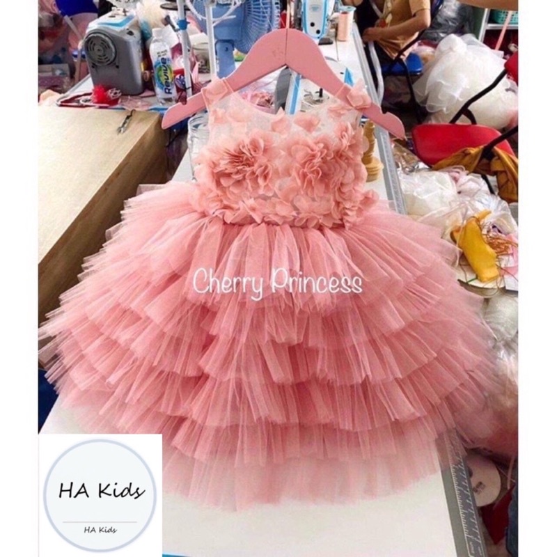 Váy công chúa bé gái