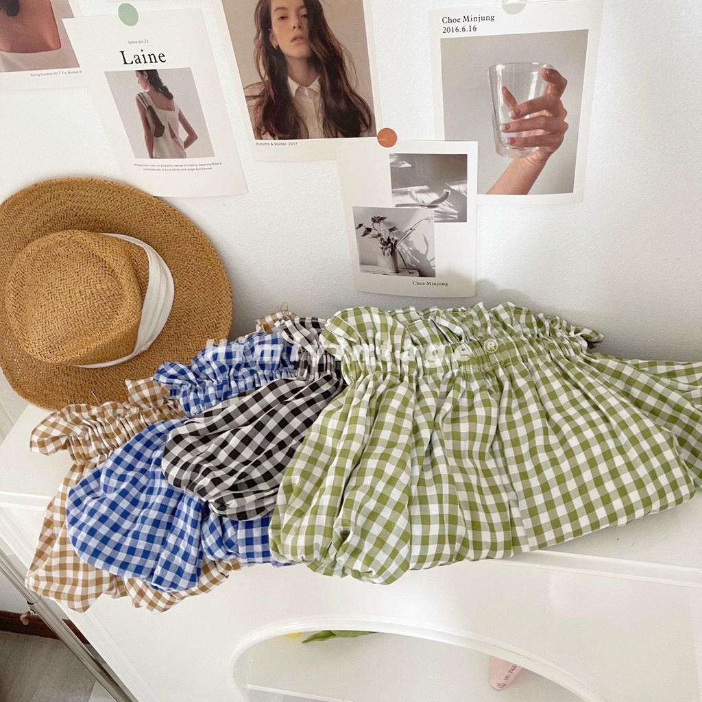 Váy kẻ caro dáng xuông trễ vai phong cách Hàn Quốc