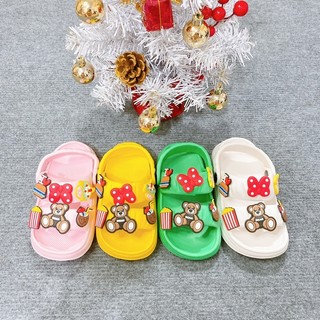Dép bé gái đính nhiều Sticker