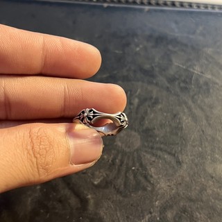 nhẫn chromehearts