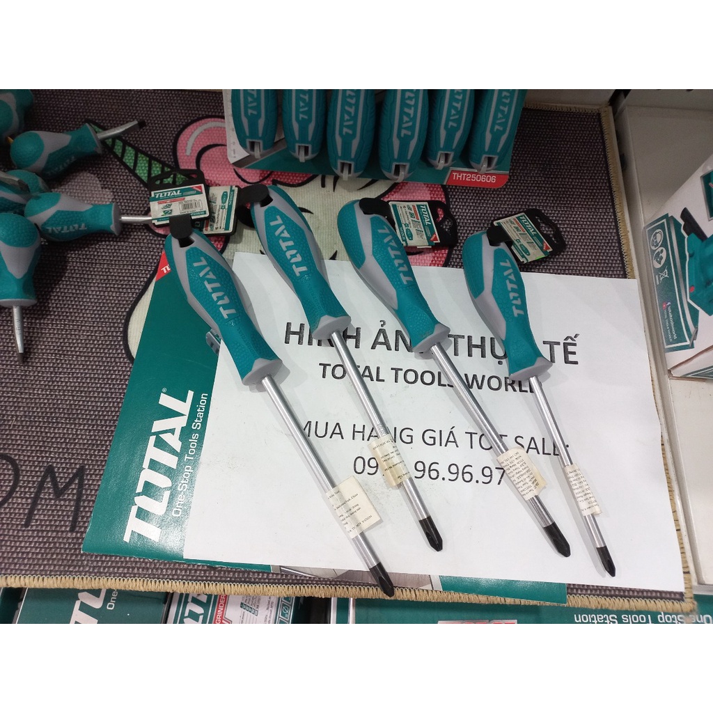 Tua vít bake 5x100 Tay cầm cao su chống giật - Thép CRV cứng ít hoen gãy tua vít - Nam châm từ tính THT2446 cao cấp